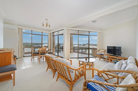 Sandpiper 9 25 Waugh Street - Accommodation Gladstone 0