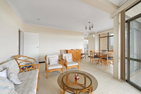 Sandpiper 9 25 Waugh Street - Accommodation Gladstone 1