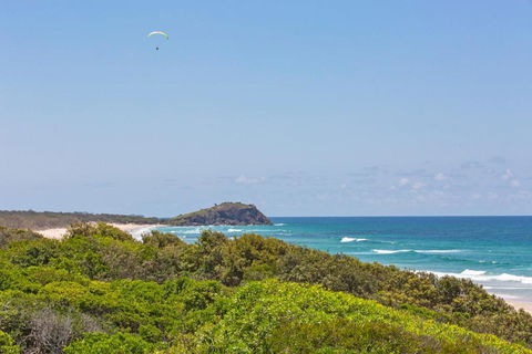 Sandpiper Beachfront House - Hastings Point - Accommodation Gladstone 3