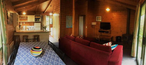 Sandpiper Ocean Cottages - Accommodation Gladstone 1
