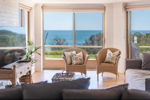 Sandrift One - Oceanstays - Accommodation Gladstone 1