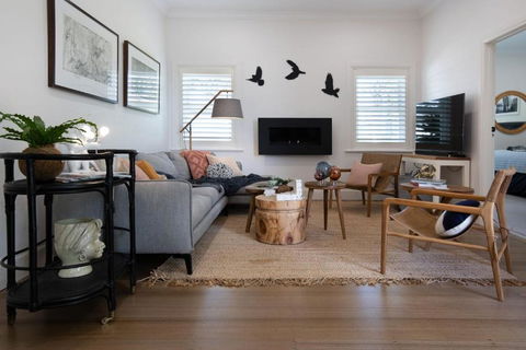 Sandringham - Accommodation Gladstone 2