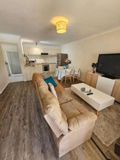 Sandringham Tranquil Retreat - Accommodation Gladstone 0