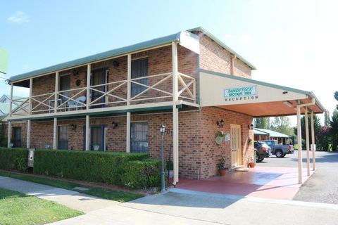 Sandstock Motor Inn Armidale - Accommodation Gladstone 2