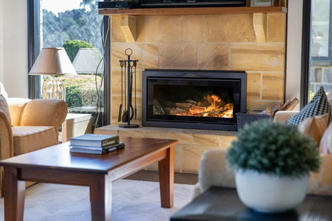 Sandstone Estate - Accommodation Gladstone 3