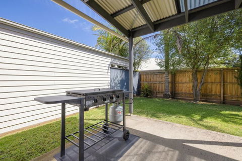 Sandy Beach House Cowes - Accommodation Gladstone 3