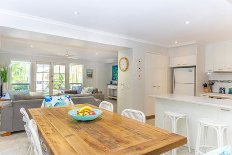 Sandy Beach Resort - Accommodation Gladstone 1