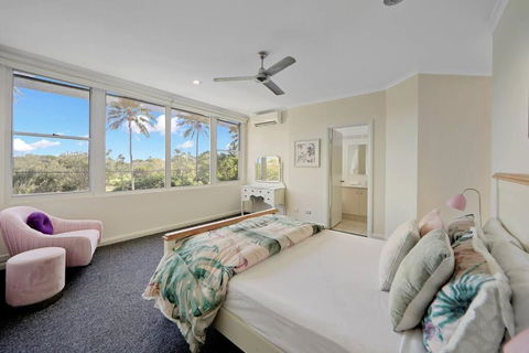 Sandy Cove @ Royle Palms - Accommodation Gladstone 1