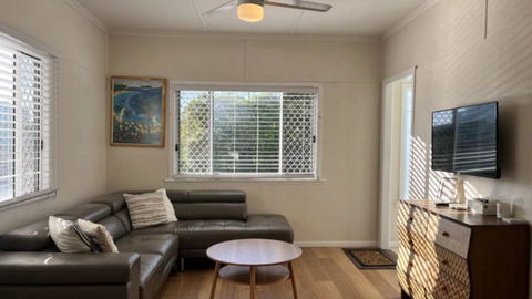 Sandy Days 4551 - Accommodation Gladstone 2