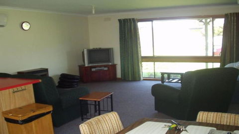 Sandy Escape - Accommodation Gladstone 3