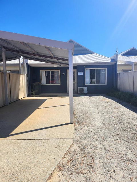 Sandy Feet - Accommodation Gladstone 0