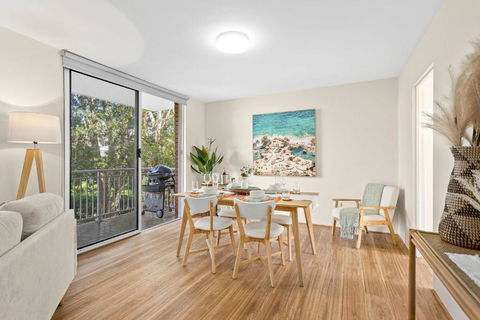 Sandy Feet - Accommodation Gladstone 2