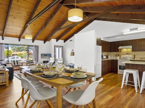 Sea Bird - Accommodation Gladstone 2