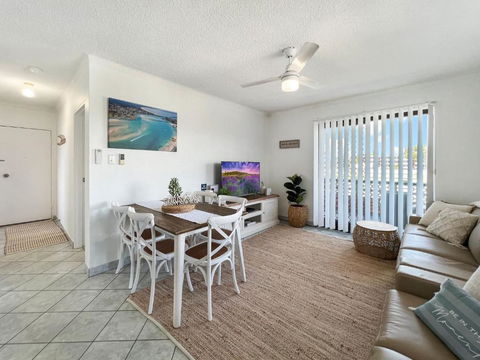 Seabreeze 7 - Accommodation Gladstone 1