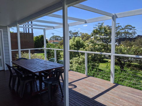 Seagrass Beach House At Hyams Beach - Accommodation Gladstone 3