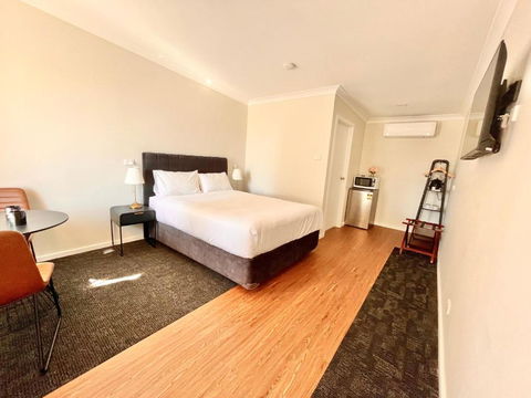 Seven Inn - Accommodation Gladstone 0