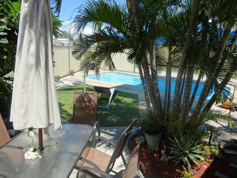 Shell Motel (Pearly Shell Motel) - Accommodation Gladstone 3