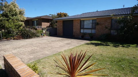 Seashore Villa By Experience Jervis Bay - Accommodation Gladstone 0