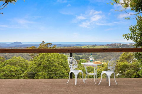 Serendipity Farm - Accommodation Gladstone 0