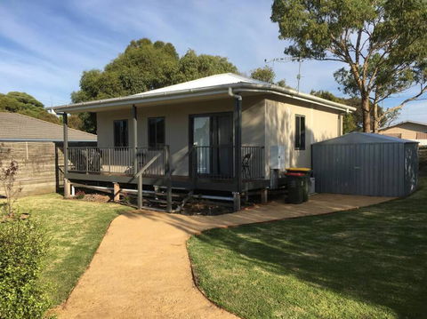 Serenity Cottage Wonthaggi - Accommodation Gladstone 0