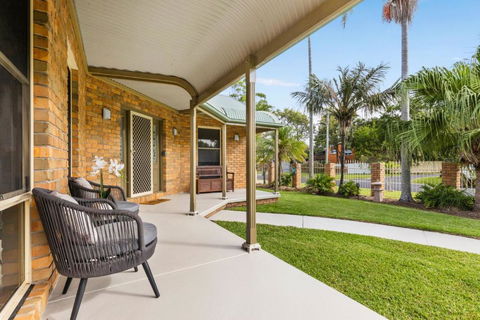 Serenity In Sunny Sawtell - Accommodation Gladstone 2