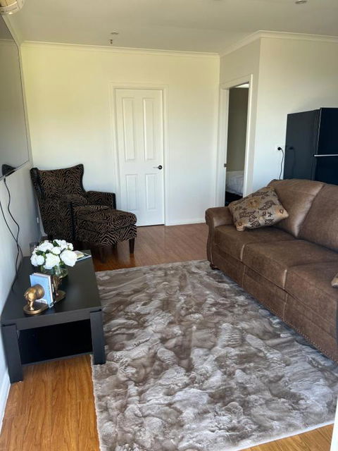Serenity Plus - Accommodation Gladstone 0