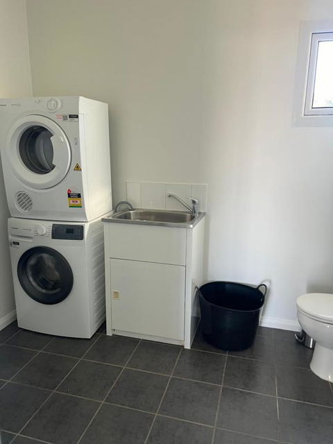 Serenity Plus - Accommodation Gladstone 3