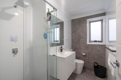 Shell Cove Escape - Accommodation Gladstone 3