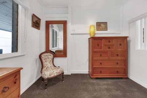 Sherwood Cottage - Accommodation Gladstone 3