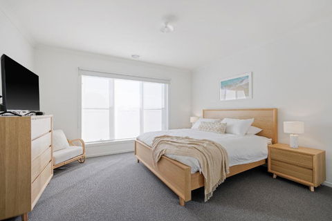 Shore To Please By Ready Set Stay - BYO LINEN & TOWELS - Accommodation Gladstone 1