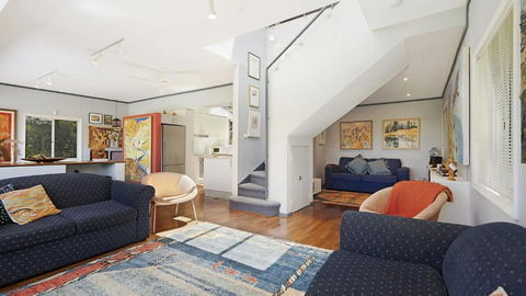 Short Stroll To Killcare Beach - Accommodation Gladstone 3