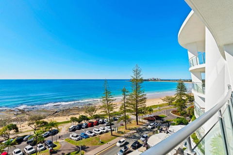Sirocco Mooloolaba Oceanfront Luxury Sub-Penthouse 9th Floor - Accommodation Gladstone 0