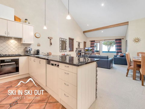 Ski In Ski Out 7 - Accommodation Gladstone 2