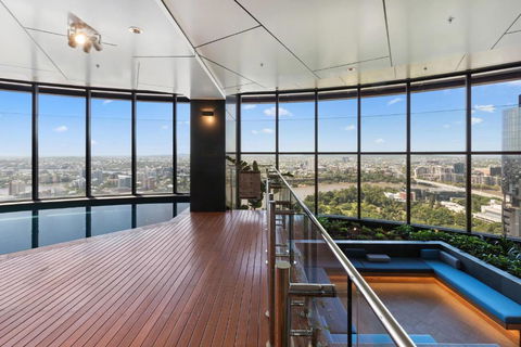 Skyscape Spectacle 3Bedrooms Panorama Views - Accommodation Gladstone 2