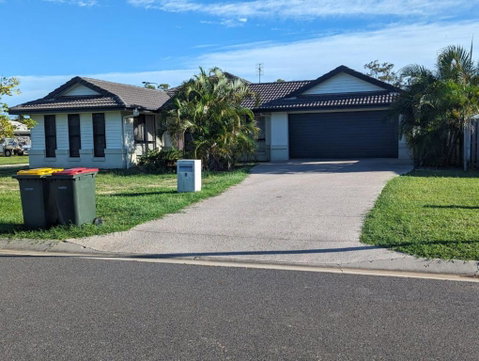 Spacious Entire 4Bedroom House In Gladstone 1 To 8 People Can Stay - Accommodation Gladstone 0