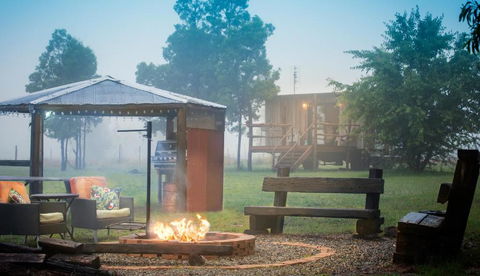 Straw House Farm - STANTHORPE - Accommodation Gladstone 2
