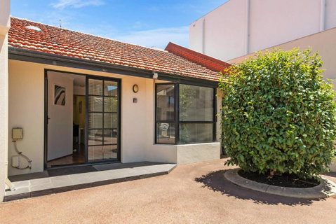 Swan River Applecross Heathcote Park 1BR Villa - Accommodation Gladstone 0