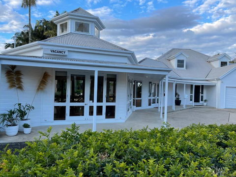 The Arabella North Coast - Accommodation Gladstone 2