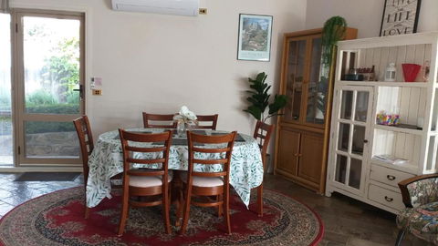Sweet Holiday Home By The Golf Course - Accommodation Gladstone 2