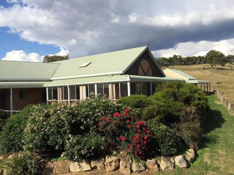 Tarcutta Retreat - Accommodation Gladstone 0
