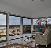 Beachside - Accommodation Gladstone