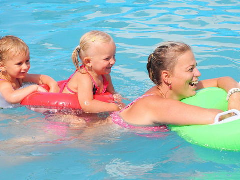 Beachside 4 With Airconditioning And Spa Bath - Accommodation Gladstone 1