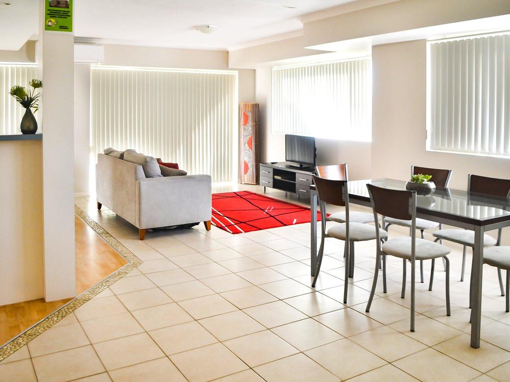 Tuncurry NSW Accommodation Gladstone