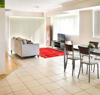 Beachside 4 with Airconditioning and Spa Bath - Accommodation Gladstone