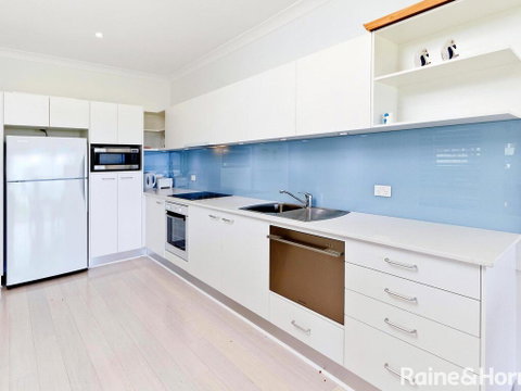 Beachside Bungalow #4 - 4/139 Avoca Drive, Avoca Beach - Accommodation Gladstone 2