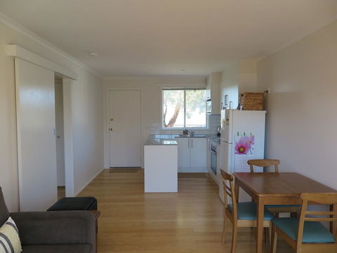 Beachside Rest - Accommodation Gladstone 2