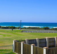 Beachside Retreat - Accommodation Gladstone