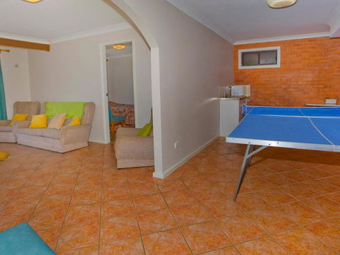 Beachside Retreat - Accommodation Gladstone 3