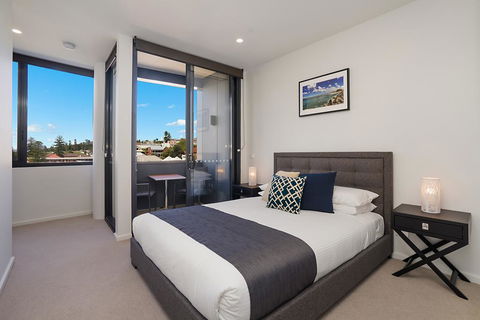 Beau Monde Apartments Newcastle - The Herald - Accommodation Gladstone 0