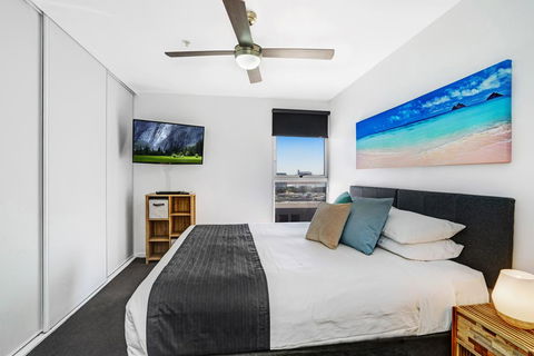 Beau Monde Apartments Newcastle - Worth Place Apartment - Accommodation Gladstone 0